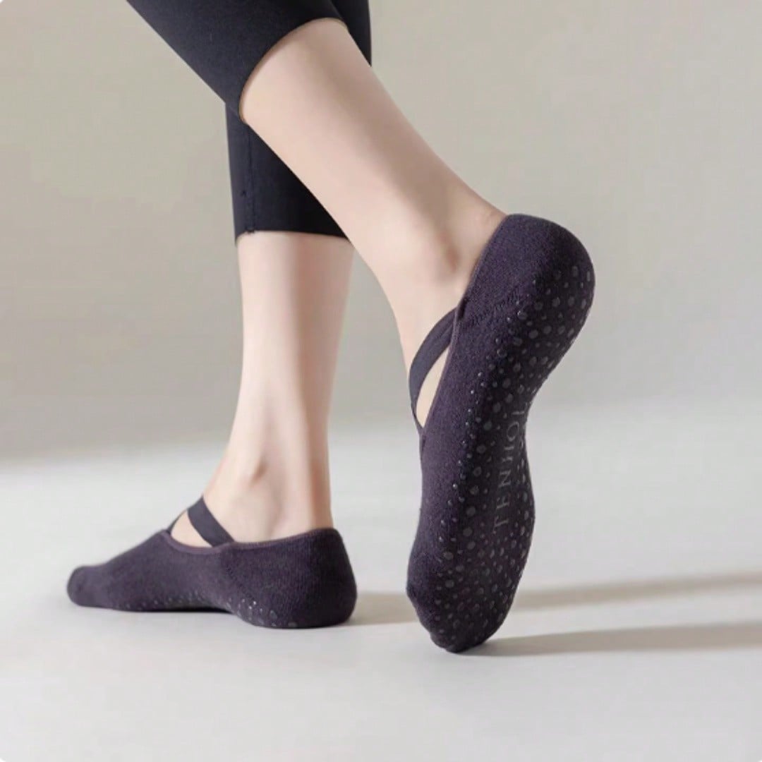Anti-slip silicone sole yoga s - Grip Sock Yoga review and price